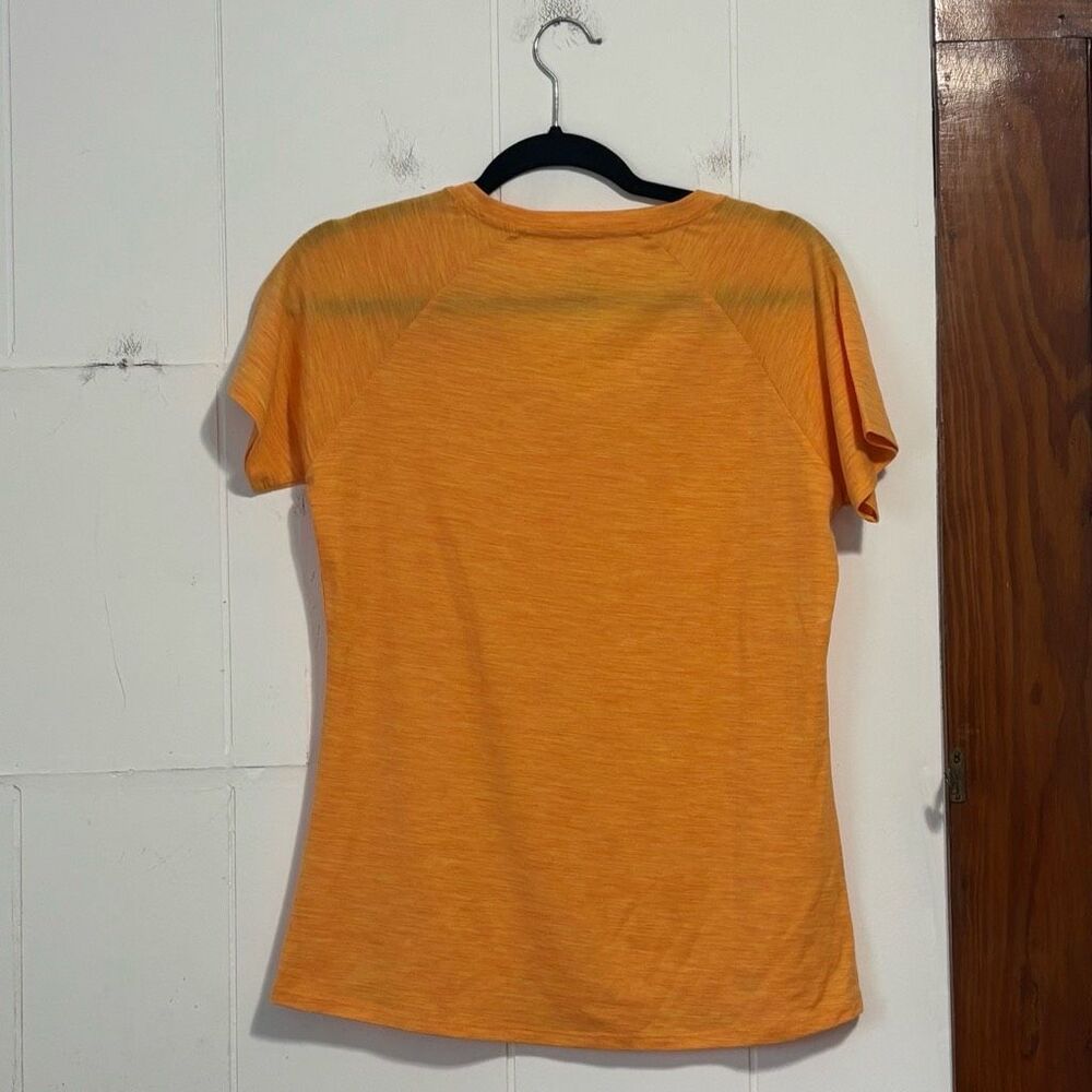 Woolx merino orange short sleeve v-neck T-Shirt size medium - Picture 3 of 3